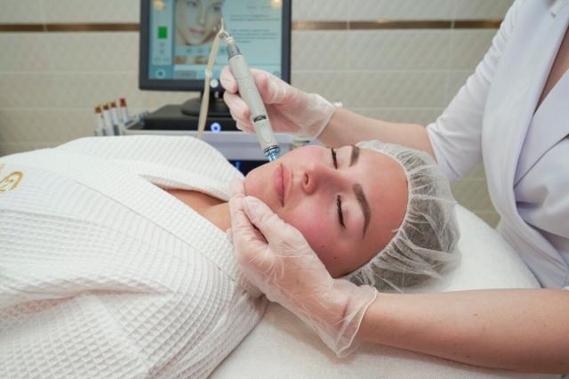 Does HydraFacial Vortex Extraction Provide Painless Skin Cleaning?